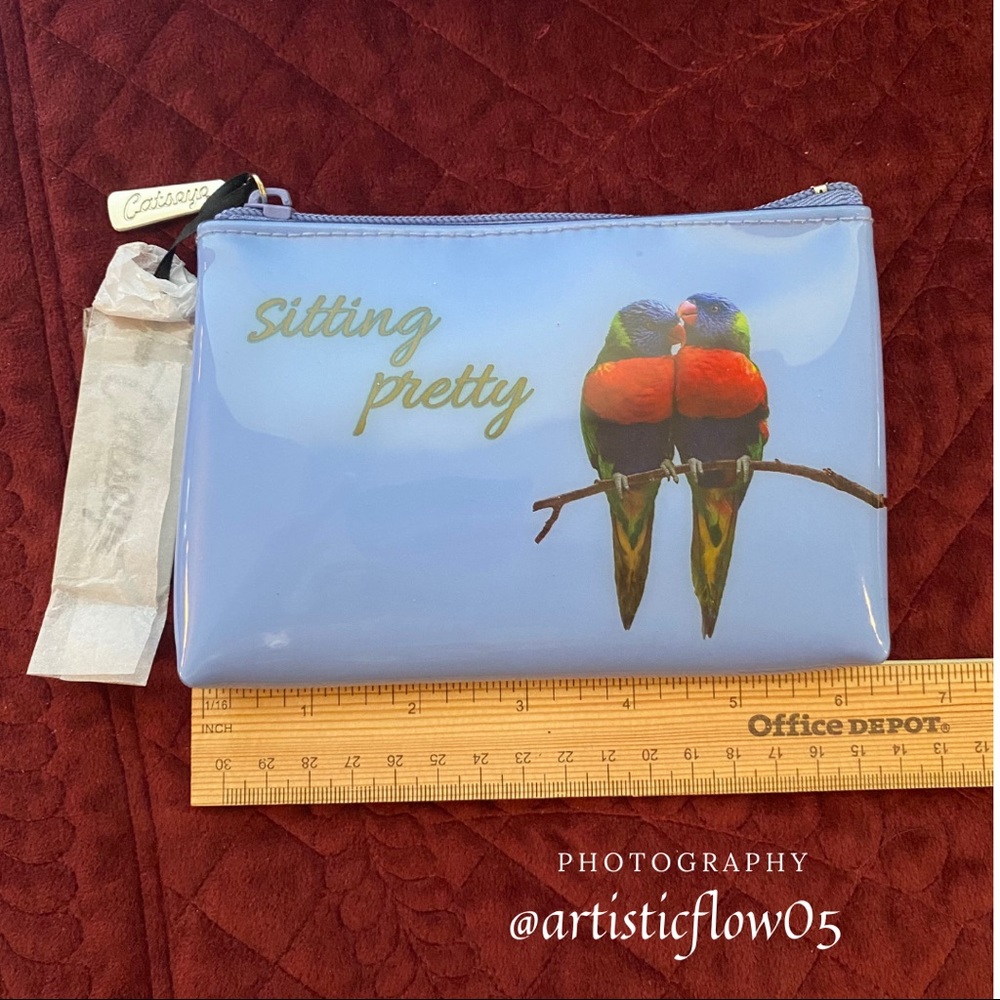 NEW! Sitting Pretty By Catseye London Cosmetic Bag - Picture 6 of 8